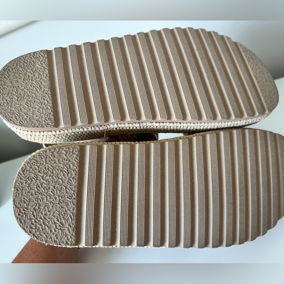 Steve Madden Bigmona sandal - Picture 2 of 6